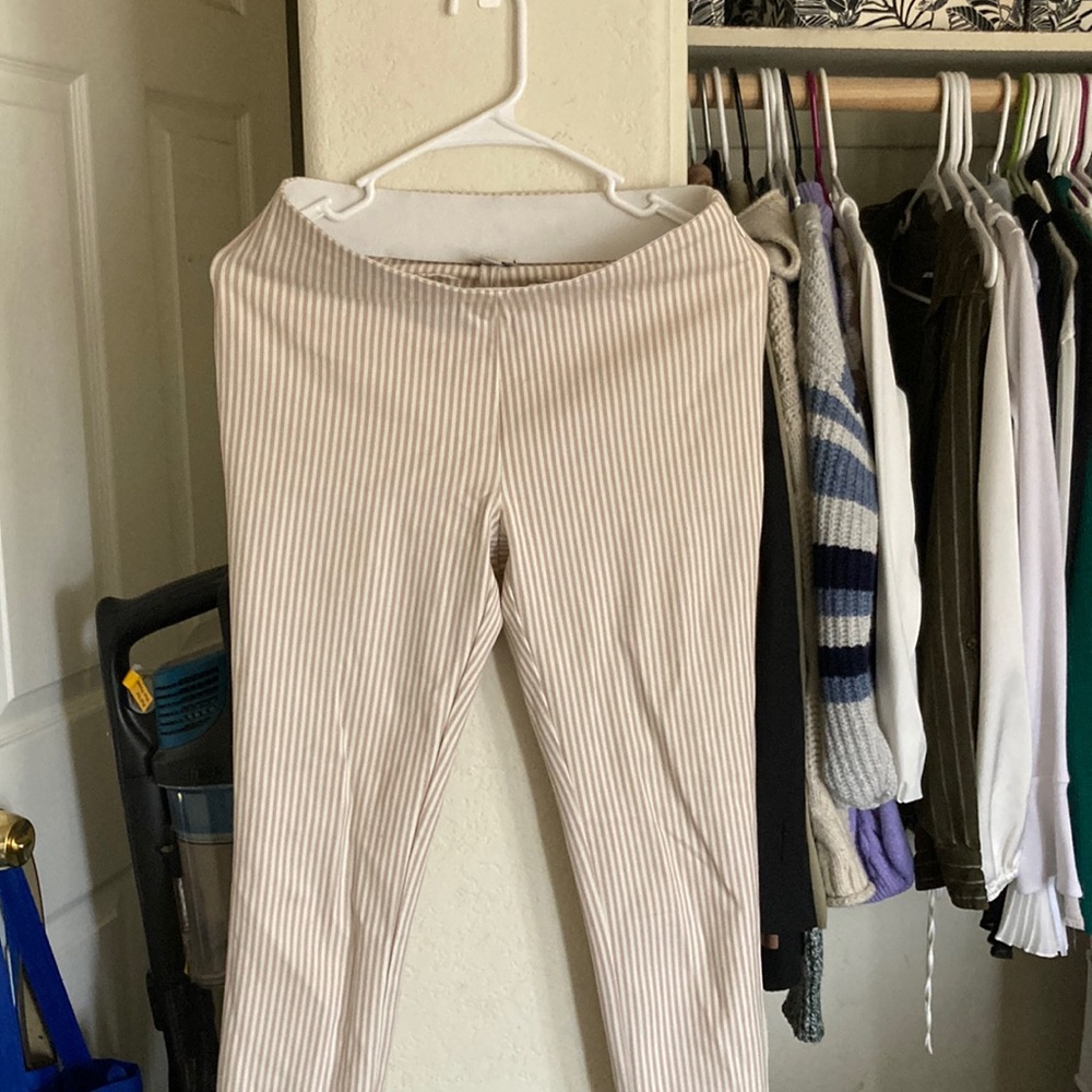 Dress up pants😌
